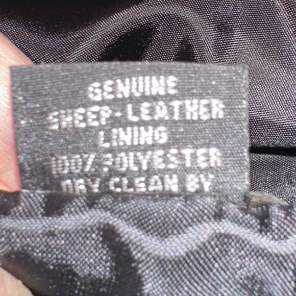 VTG Biker Leather Club Sheep Leather Vest Red Rose Detail Fringe Concho Sz Small - Picture 6 of 6